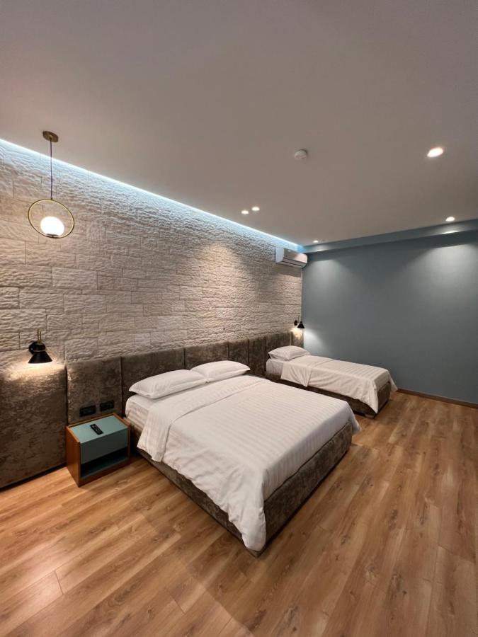 Hotel Bujtina Apsus Berat Exterior foto