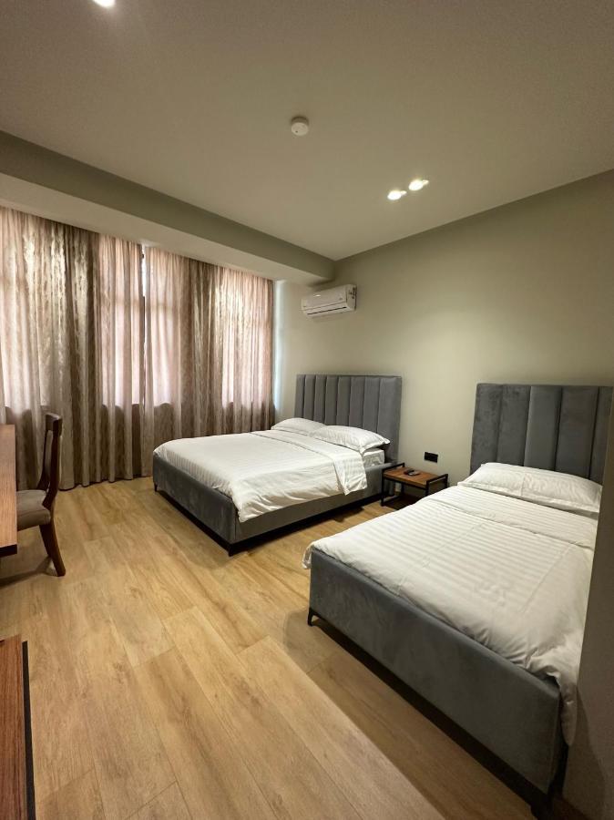Hotel Bujtina Apsus Berat Exterior foto