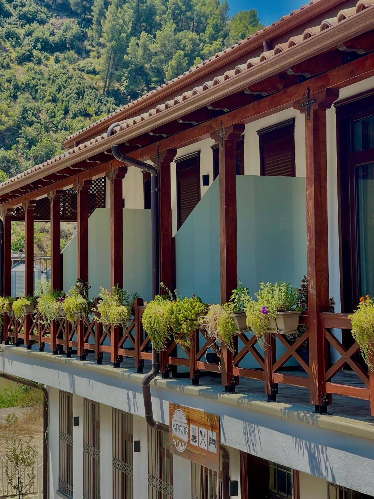 Hotel Bujtina Apsus Berat Exterior foto